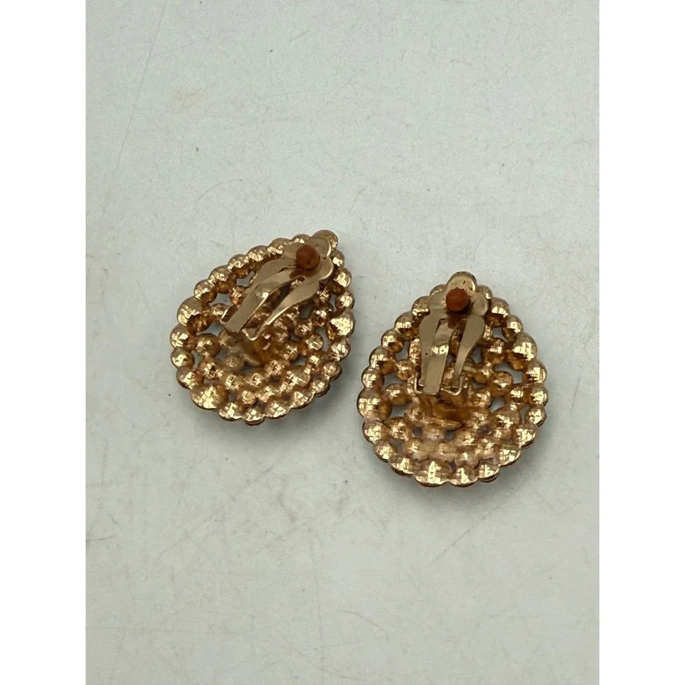 Vintage Aurora Borealis Clear Rhinestone Gold Tone Clip On Teardrop Earrings